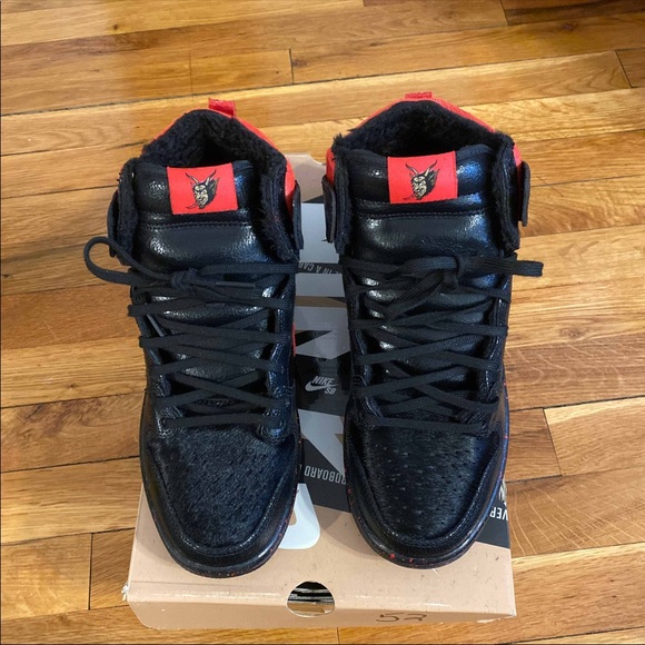 Nike Dunk SB High “Krampus” - Picture 2 of 7